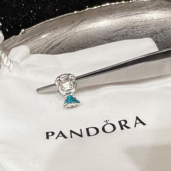 🆕Pandora Disney Cinderella Charm - Picture 3 of 11